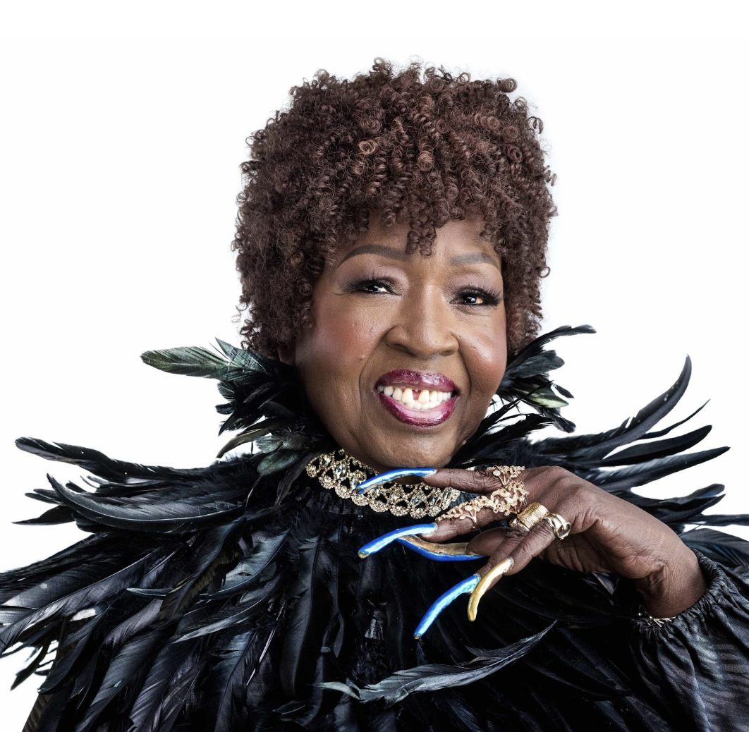The Dynamic Miss Faye Carol: Carolizing Christmas